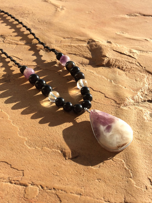 Benefits of Amethyst and Obsidian Stones Together