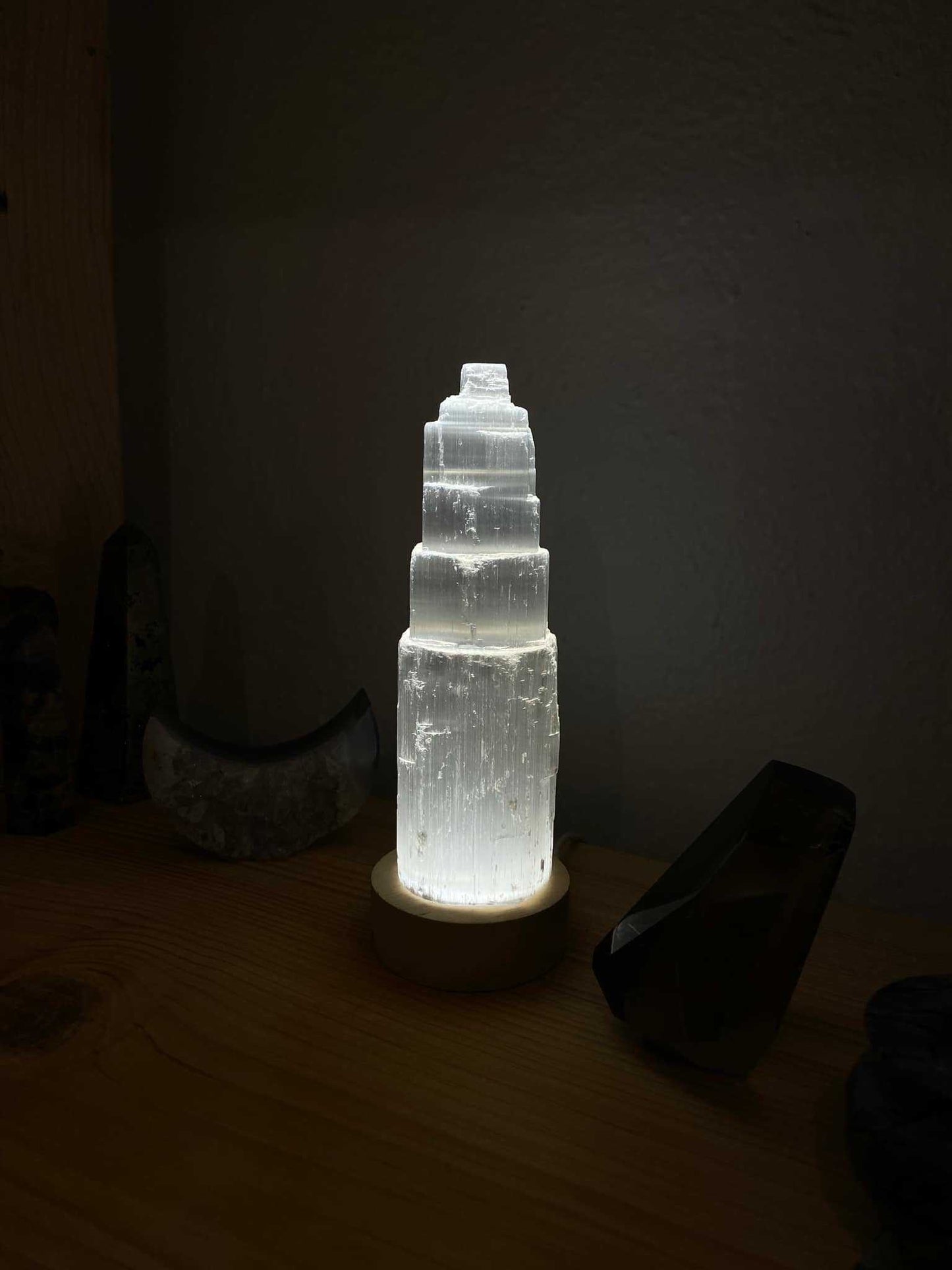 tranquility stone lamp