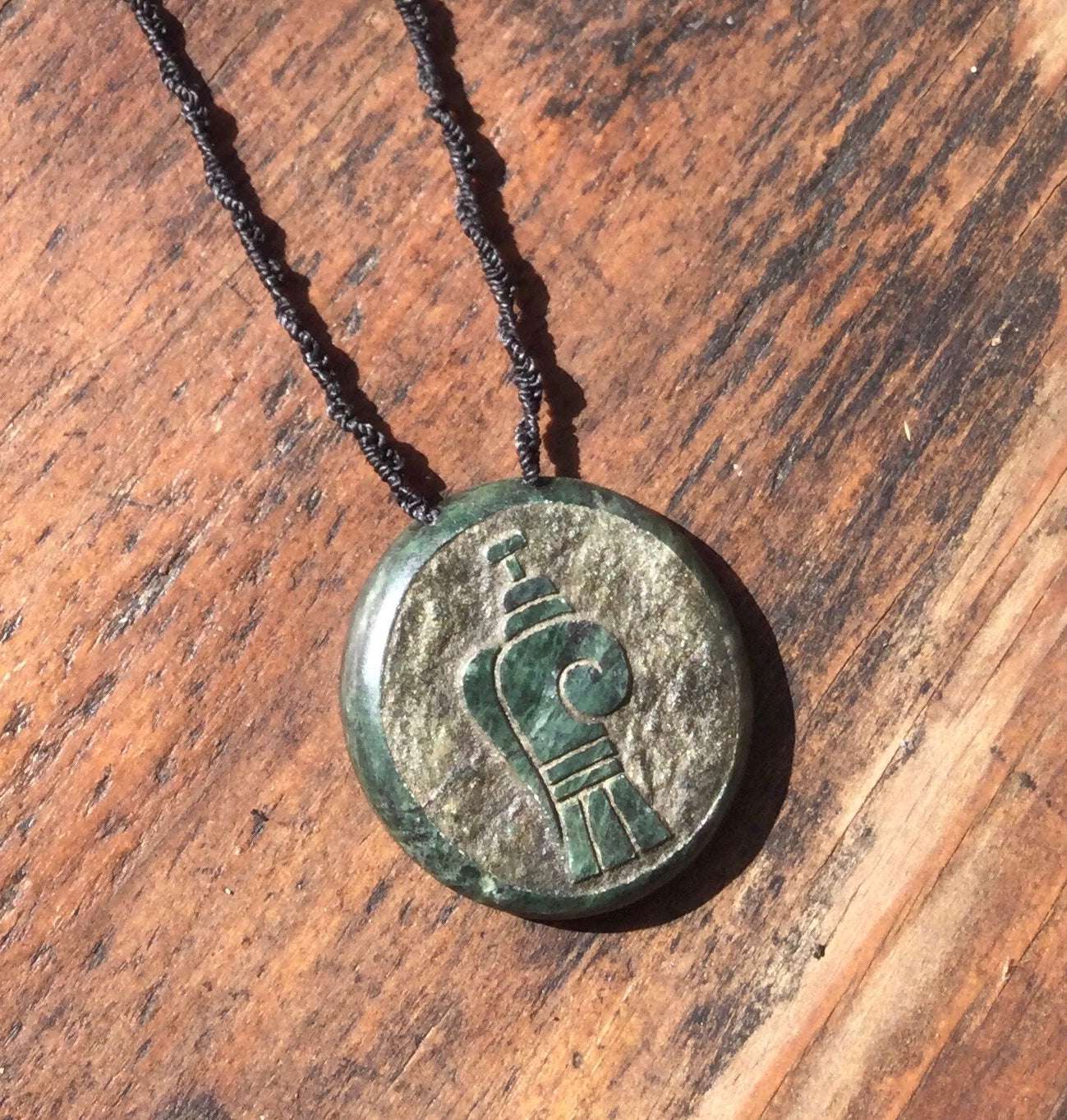 Aztec pendant Word communication speech Symbol Guatemalan jade serpentine necklace - Mexican Precolombian jewelry