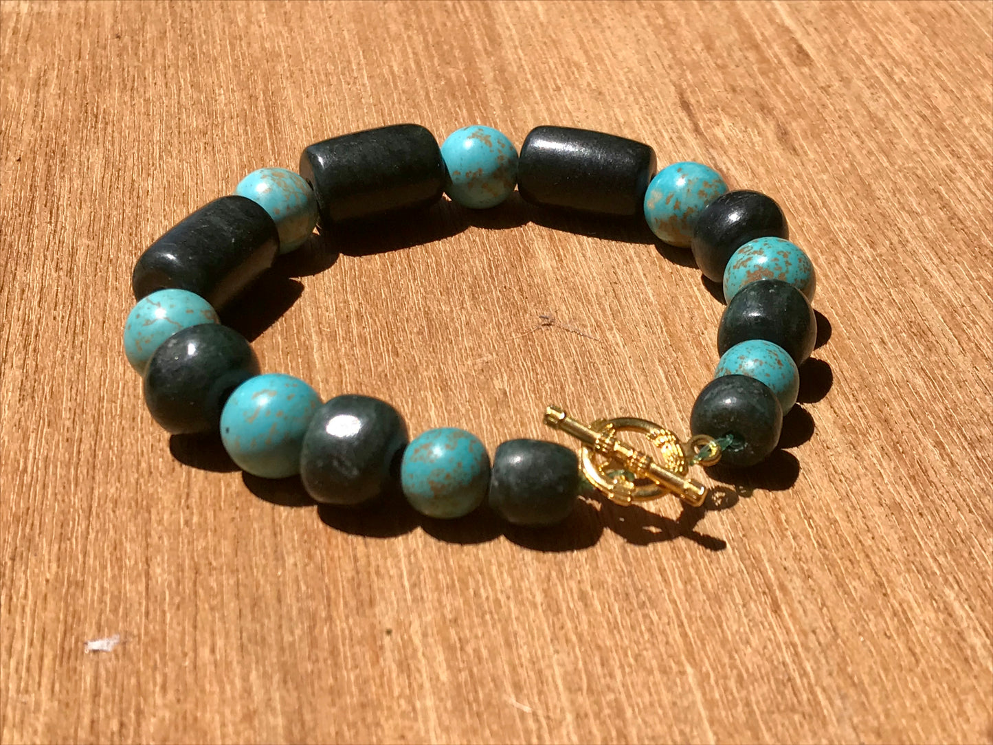 Mayan bracelet - Dark Green serpentine stone like Guatemalan Jade Jewelry with Turquoise Beads