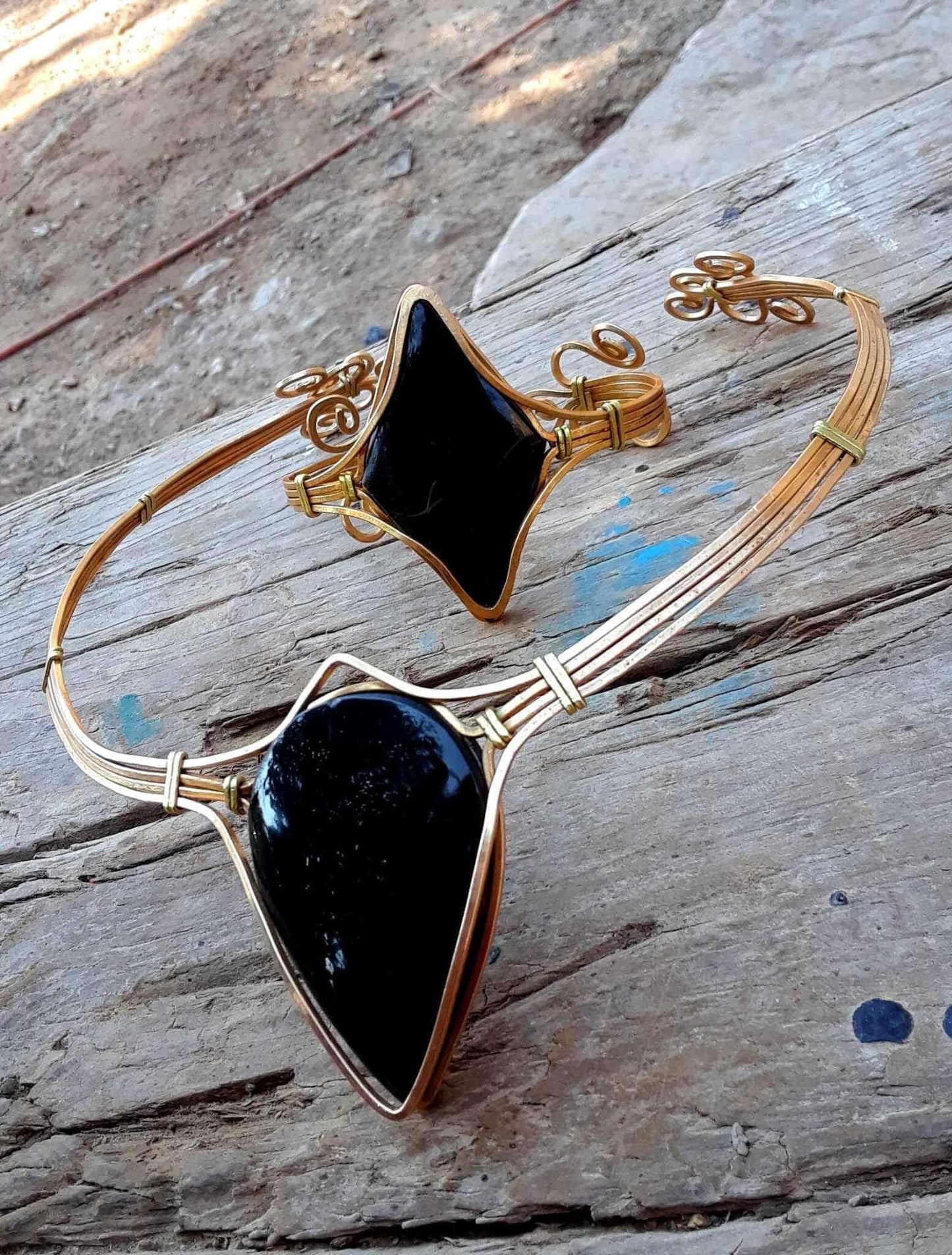 Bracelet en pierre précieuse d'obsidienne noire mexicaine avec alpaga - Bijoux de style bohème