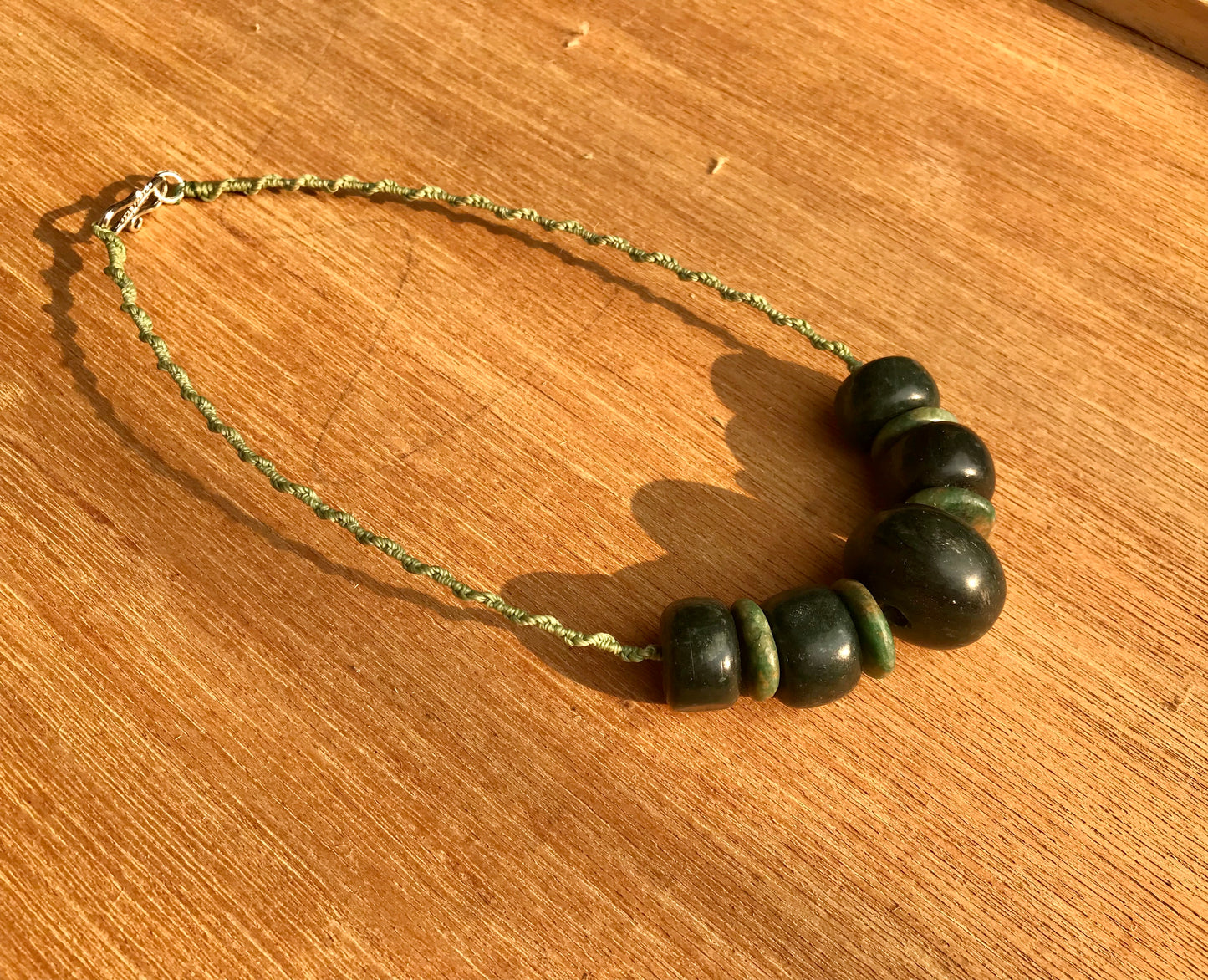 Choker Necklace with Guatemalan Jadéite & Serpentine beads - Mayan Jewelry for Women- Mexican Precolombian style
