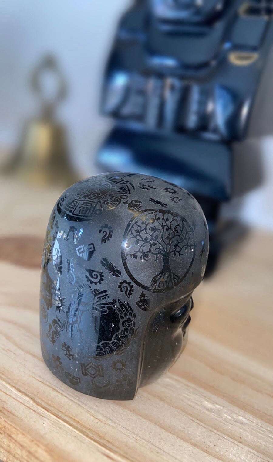 Olmec head carved in golden obsidian with engravings of symbols, pre-Colombian pre-Hispanic Olmec sculpture, Mexican decoration collection
