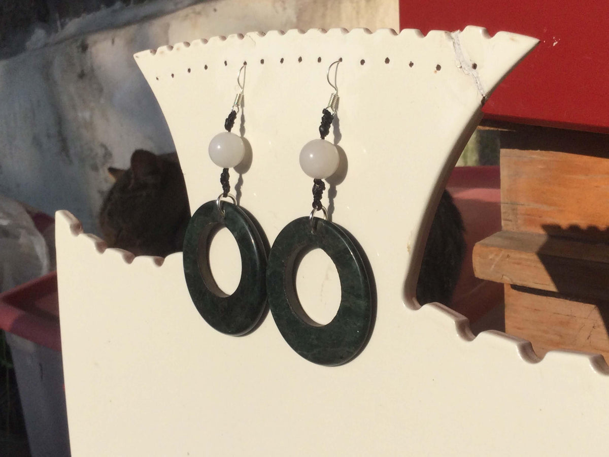 Set Guatemalan Jade beads Style Jewelry - Dark Green Serpentine and Rose Quartz Necklace - Hoop Earrings