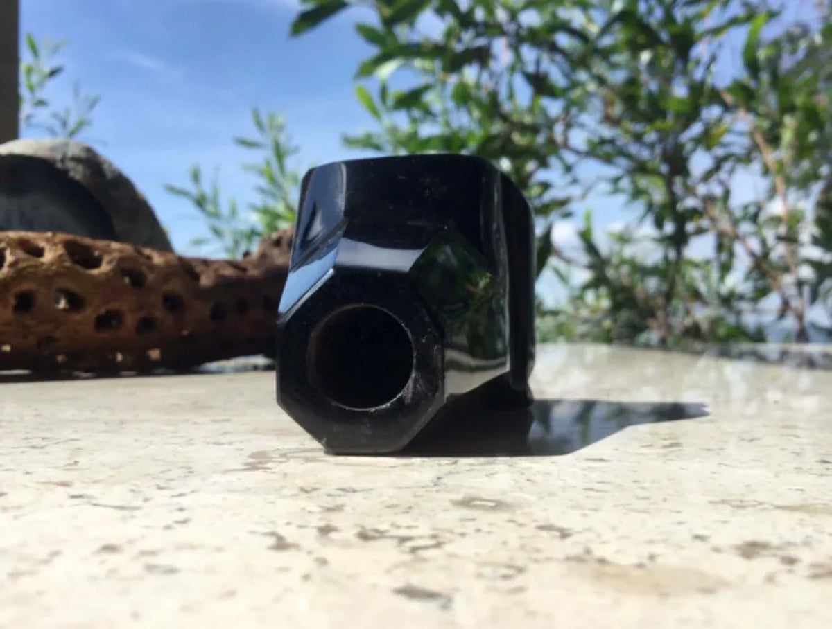 Aztec Jaguar ceremony Pipe carved in Mexican Obsidian- Art - Collection 2