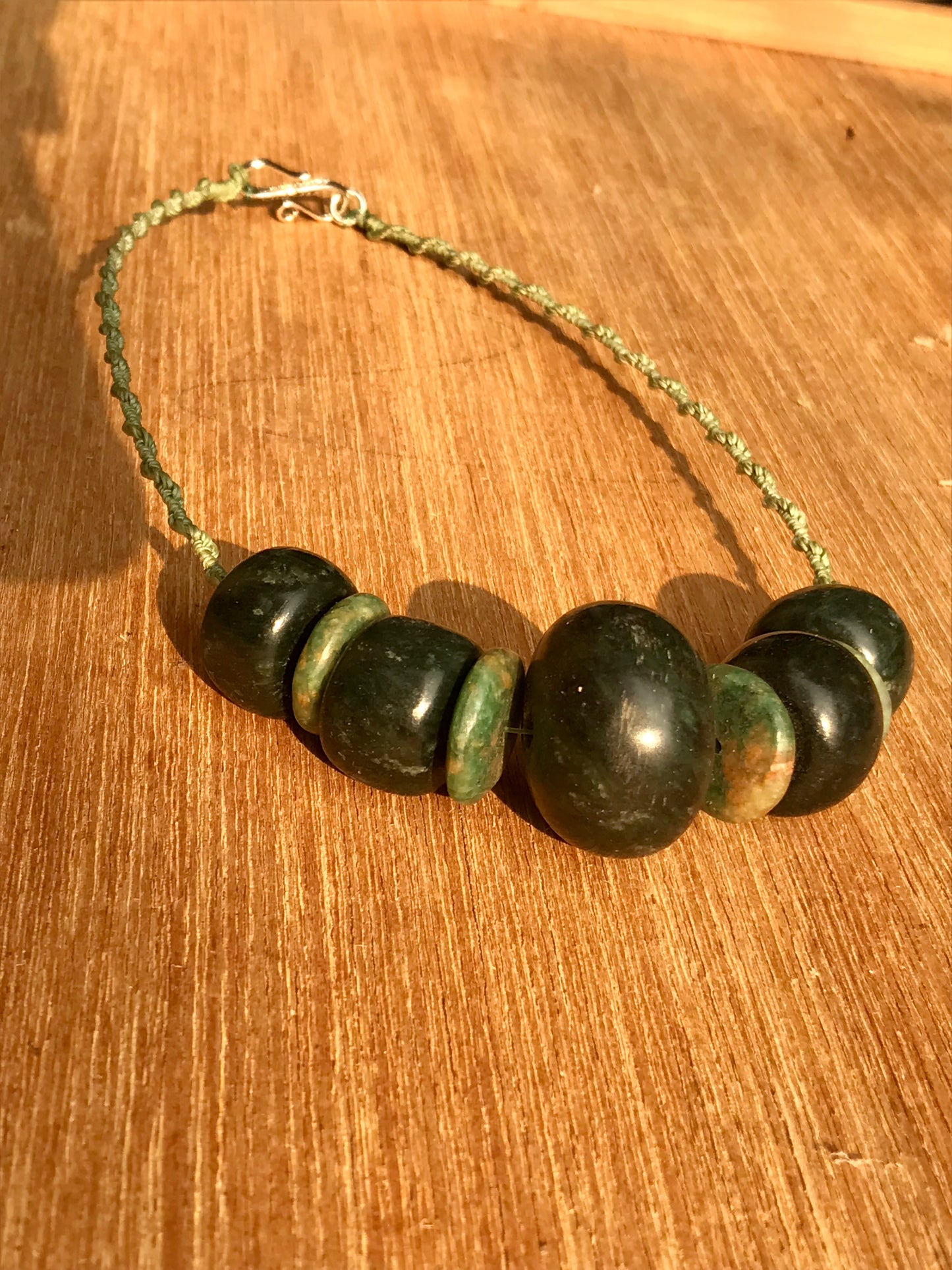 Choker Necklace with Guatemalan Jadéite & Serpentine beads - Mayan Jewelry for Women- Mexican Precolombian style