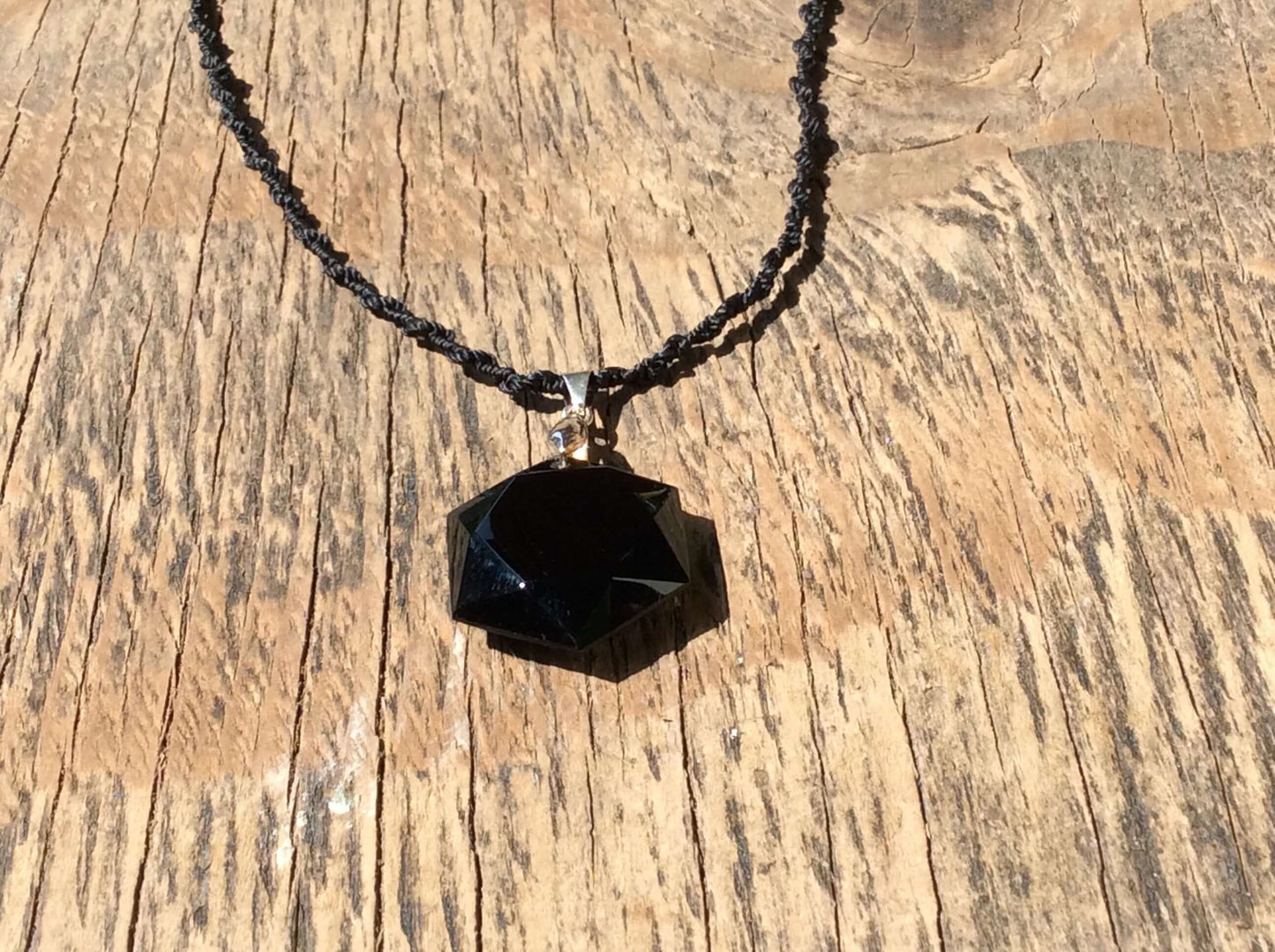 Mexican Black Obsidian pendant Hexagonal gemstone - POWERFUL volcanic Crystal protection & révélation