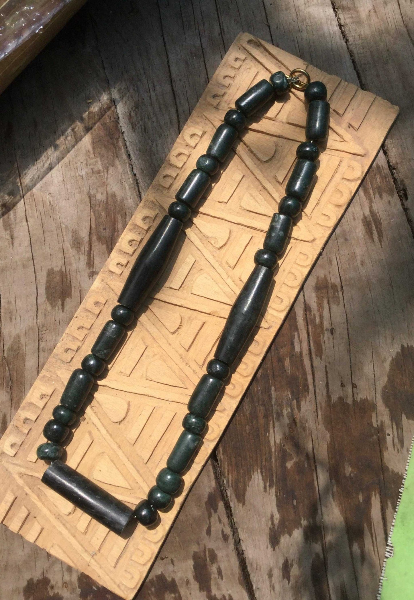 dark green guatemalan jade serpentine beads bracelet - unique jewelry