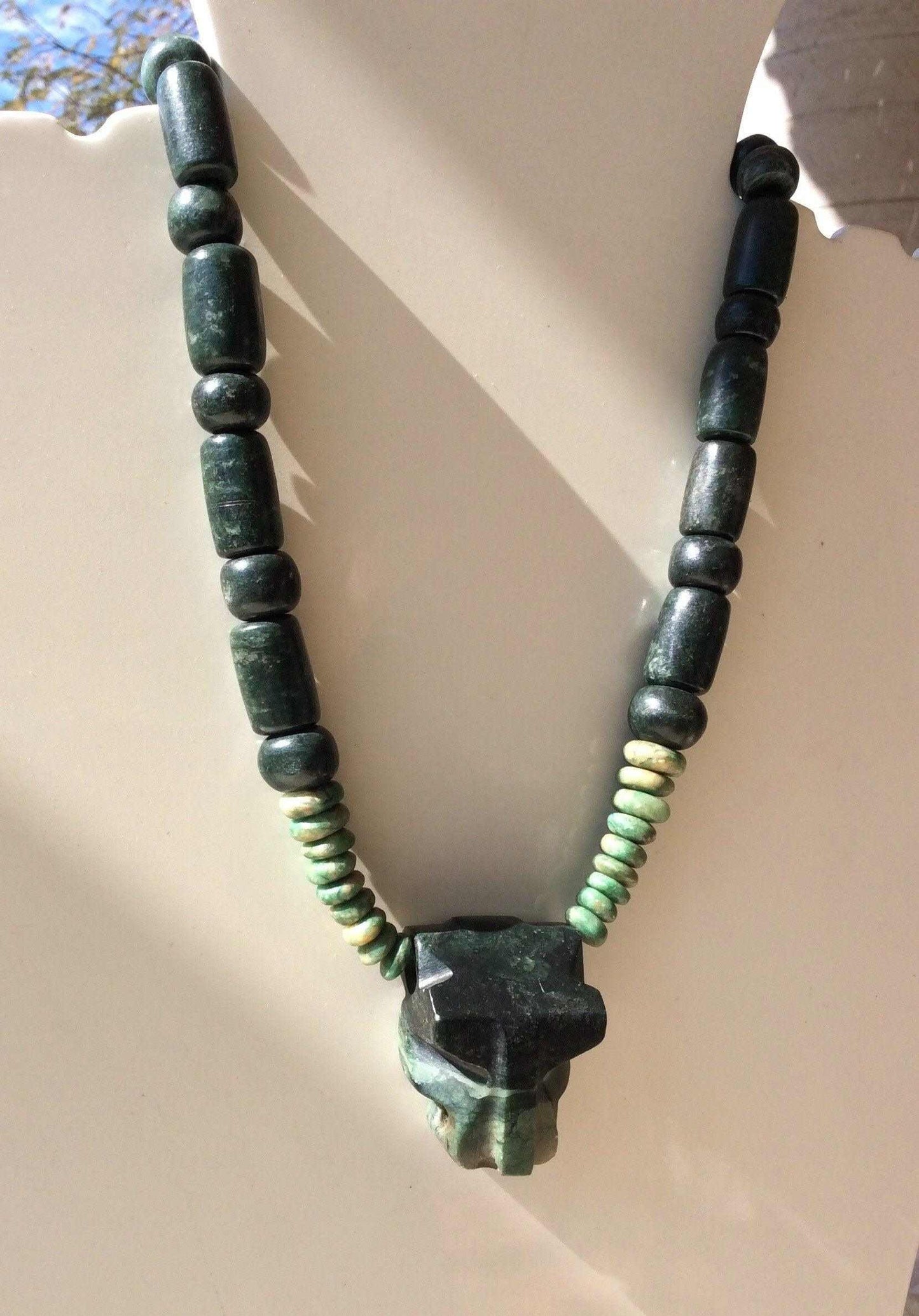 guatemalan jade beads - mayan jewelry mexican culture