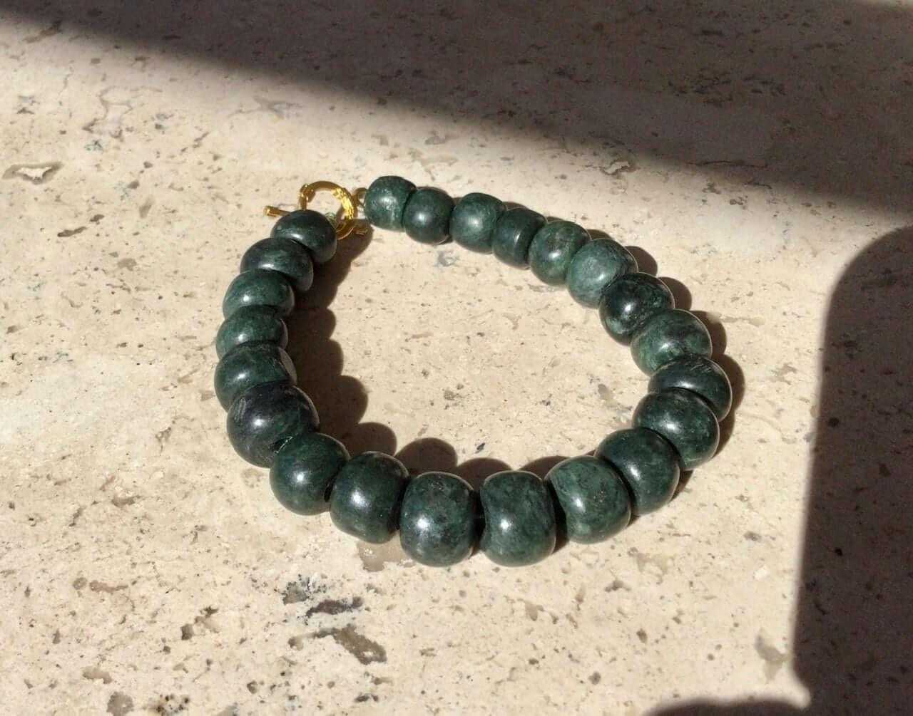 guatemalan jade beads bracelets mayan serpentine jewelry