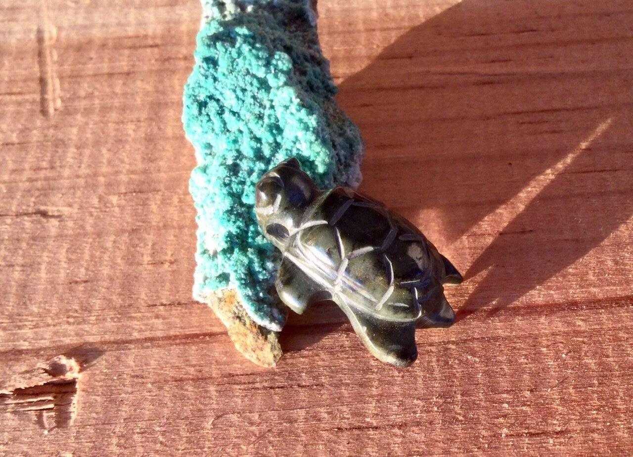 turtle pendant - green stone guatemalan jade, mayan serpentine