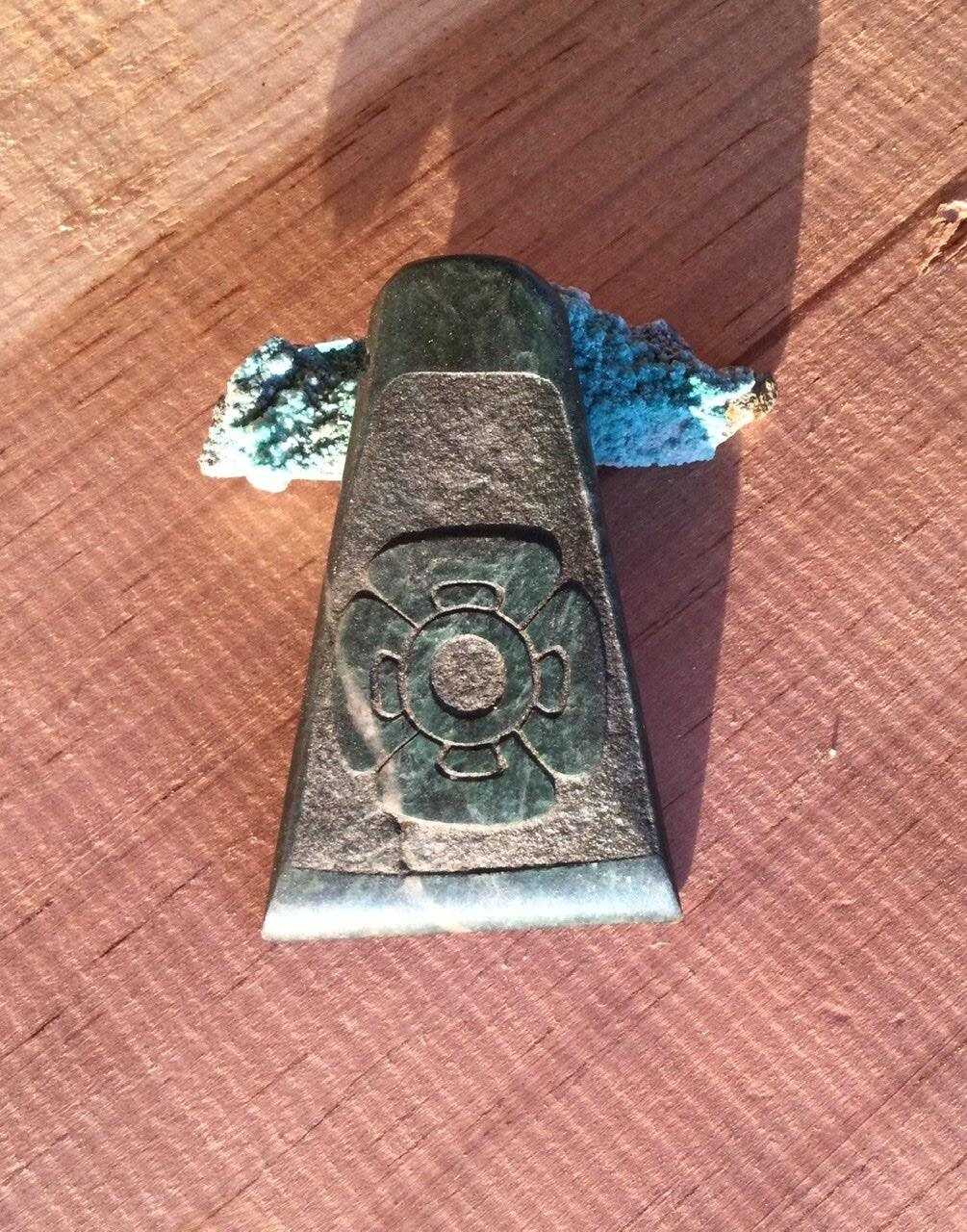 Flower Xóchitl Aztec Pendant 4 directions Guatemalan jade,Mayan jade pendant, protection stone