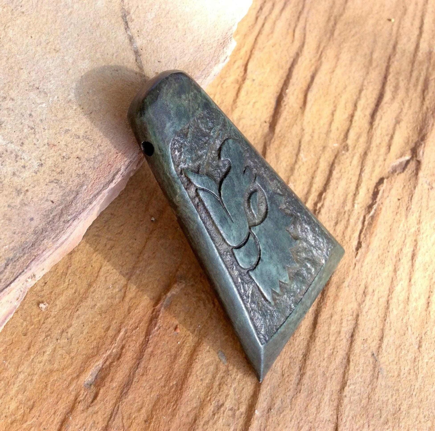 Aztec Eagle pendant carved in Guatemalan jade,Mayan jade pendant, protection stone jewelry supplies