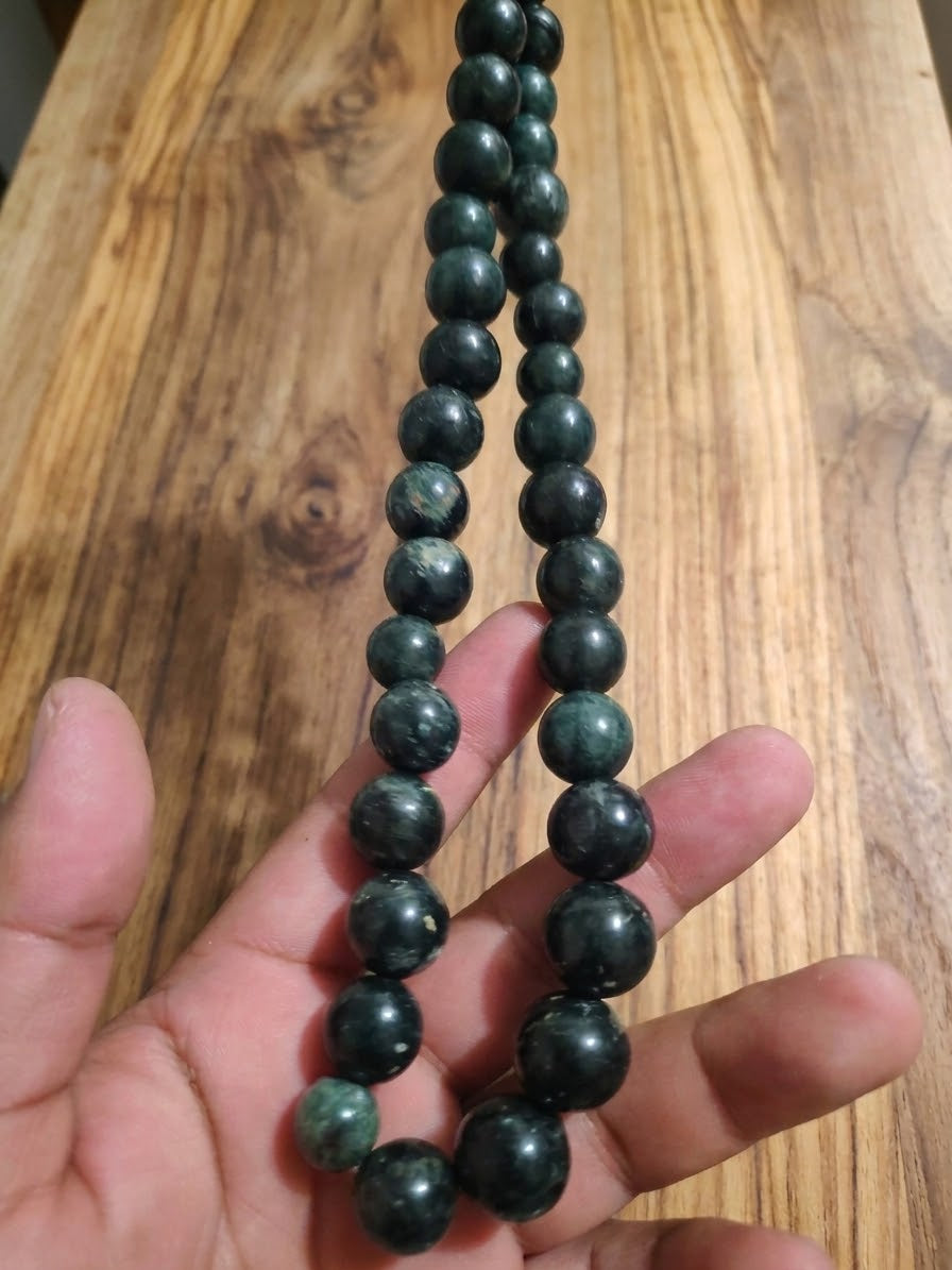 Guatemalan Jade Style Serpentine Stone Round Bead choker Necklace | 15mm | Mayan Pre-Columbian Jewelry (copia)