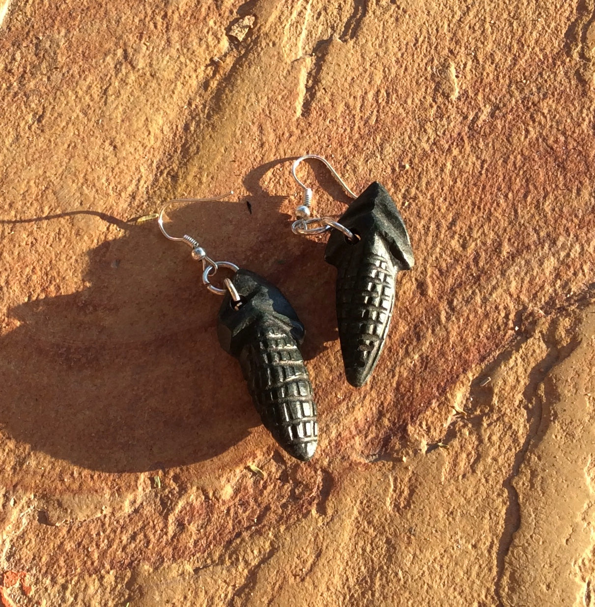 Nature-Inspired Jewelry: Corn Plant Earrings Featuring Serpentine Stone, Guatemalan Jade style – Embrace Emotional Healing, Spiritual Growth, and Creativity