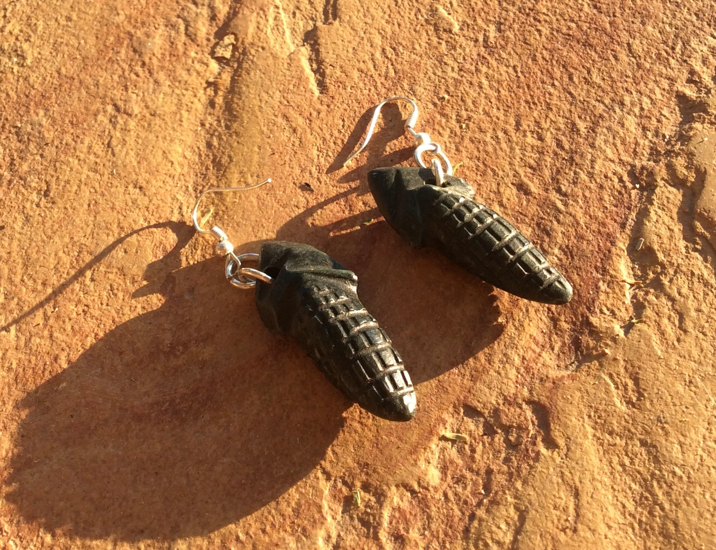 Nature-Inspired Jewelry: Corn Plant Earrings Featuring Serpentine Stone, Guatemalan Jade style – Embrace Emotional Healing, Spiritual Growth, and Creativity