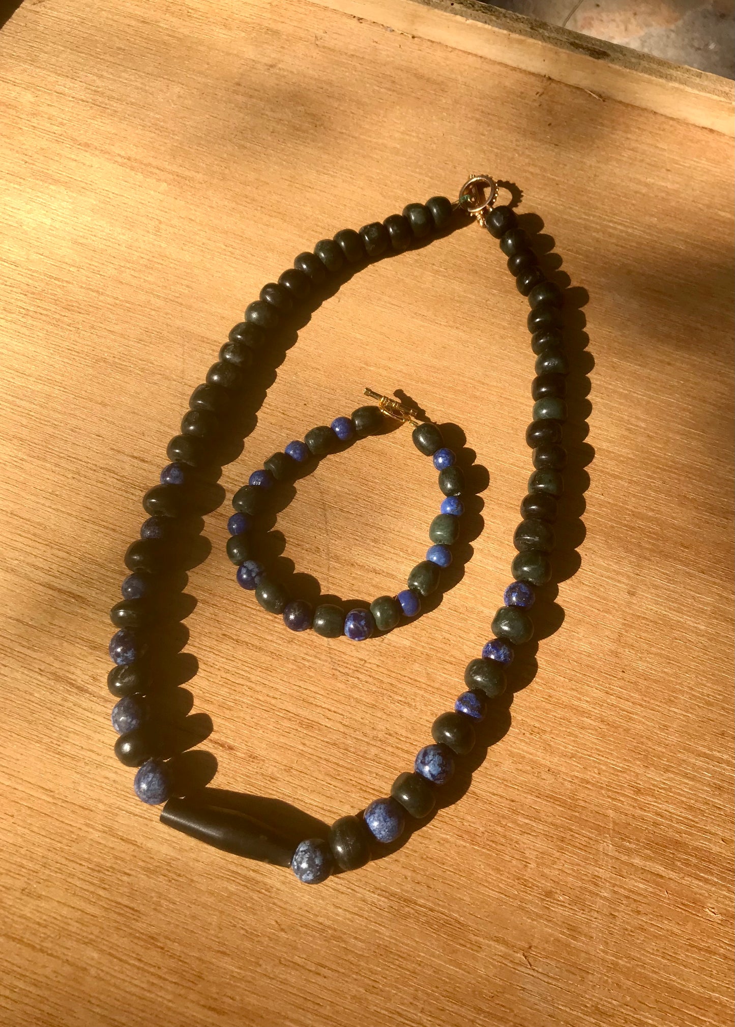 Mayan Jewelry Set like Ancient Guatemalan Jade style with serpentine & lapis lazuli beads - Precolombian style necklace and bracelet