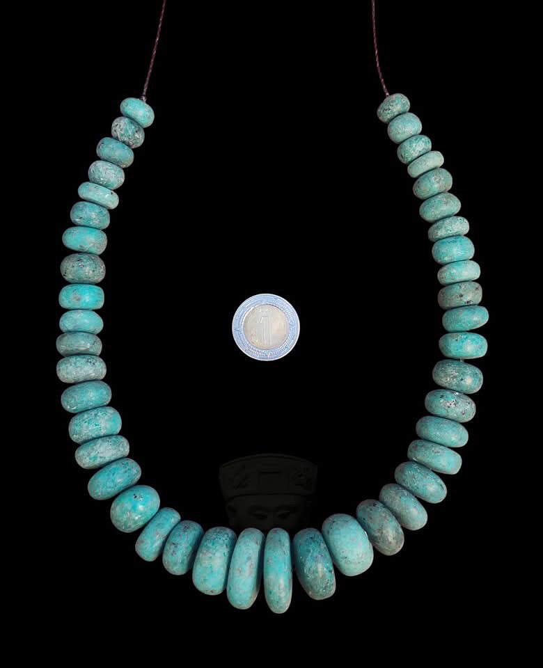 Chrysocolla crescent beads necklace - artisanal craftsmanship- mayan precolombian style (Copia)