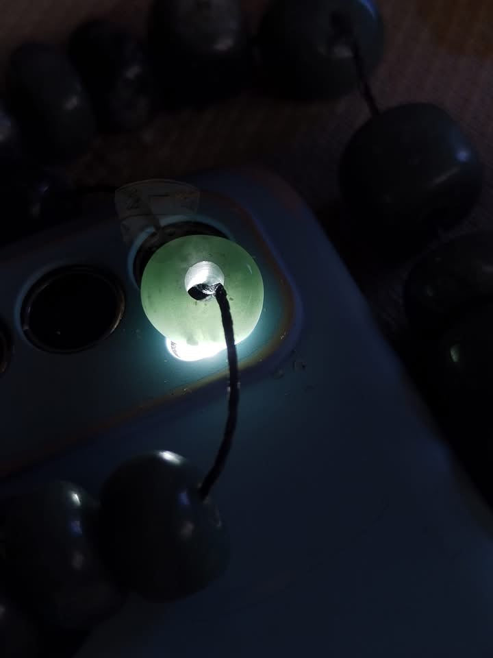 Collier de perles en croissant de cristal de quartz - fabrication artisanale - style précolombien maya