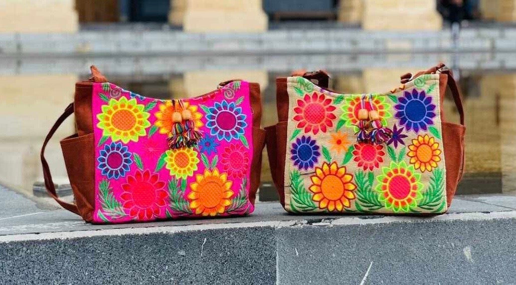 Flowers of Mexico : Embroidered kangaroo Handmade Bag