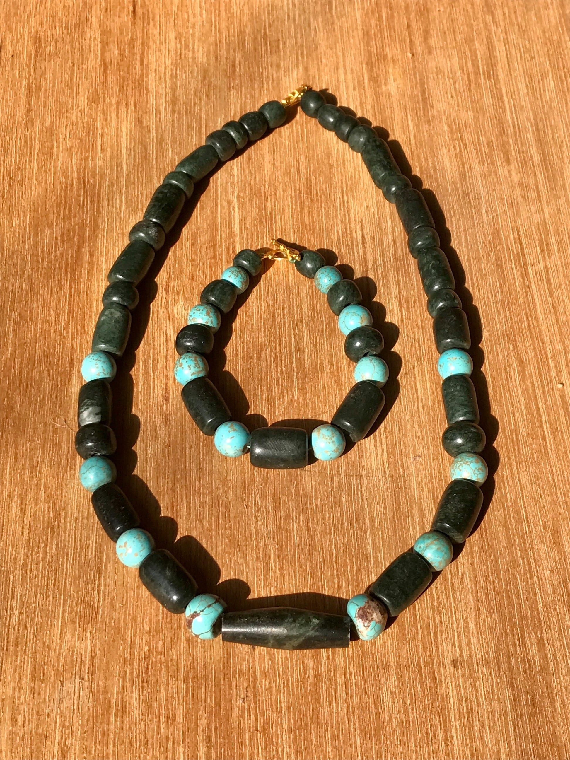 Mayan Jewelry Set like Ancient Guatemalan Jade style with serpentine & turquoise beads - Precolombian style necklace and bracelet