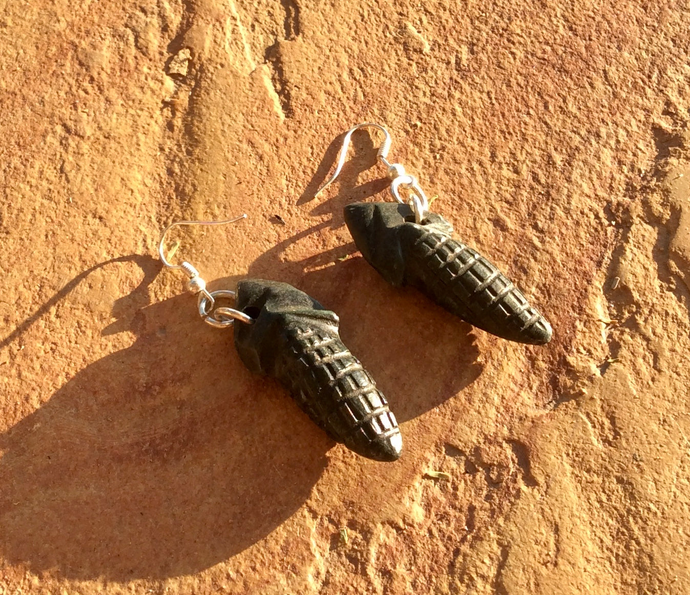 Nature-Inspired Jewelry: Corn Plant Earrings Featuring Serpentine Stone, Guatemalan Jade style – Embrace Emotional Healing, Spiritual Growth, and Creativity