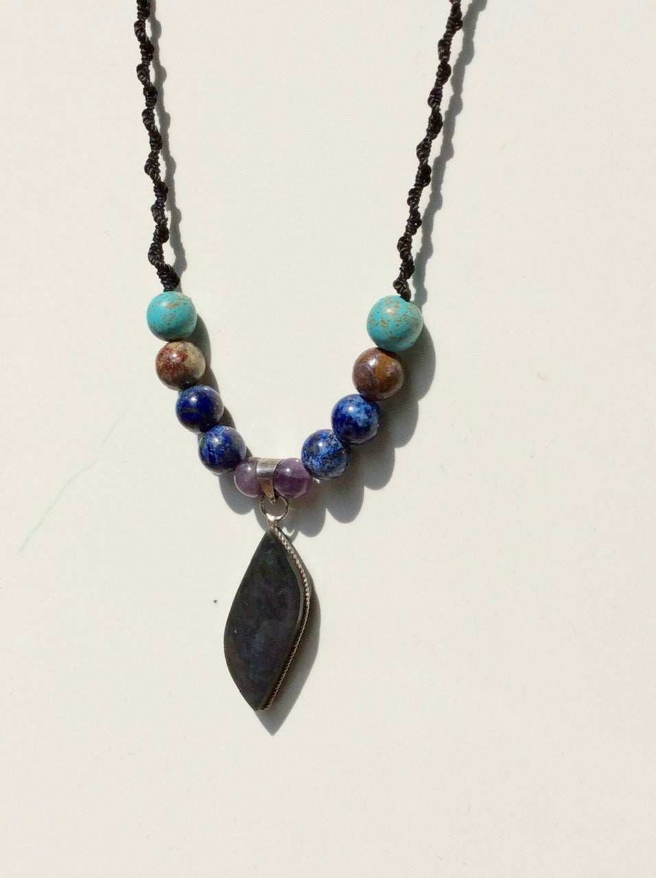 Royal velvet Obsidian Pendant - Manto huichol Obsidian necklace - Mexican Jewelry 