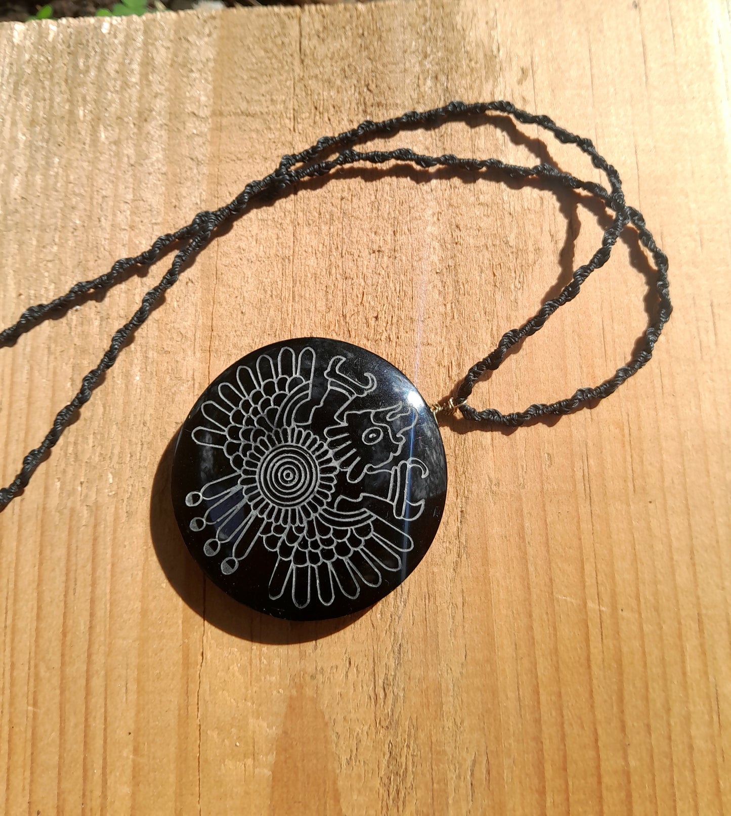 Aztec Eagle Anhänger, geschnitzt aus schwarzem Obsidian Stein mexikanischer Schmuckversorgungen