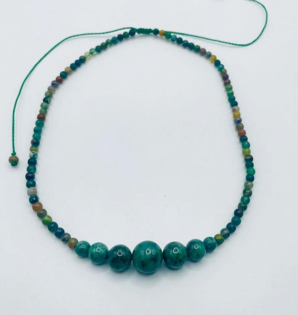 Collar de Jade Guatemalteco | Cuentas de Ágata Musgosa | Joyería Maya Hecha a Mano