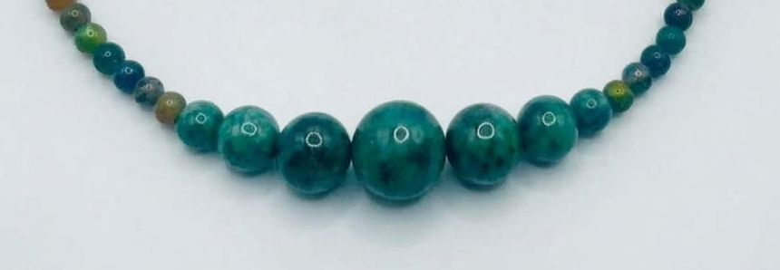Collar de Jade Guatemalteco | Cuentas de Ágata Musgosa | Joyería Maya Hecha a Mano