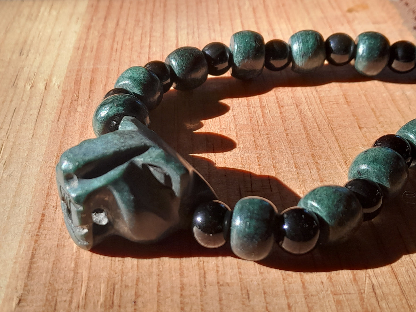 Jaguar Pendant Guatemalan jade beads necklace style, obsidian & serpentine stone - Mayan Jewelry, Mexican precolombian Culture