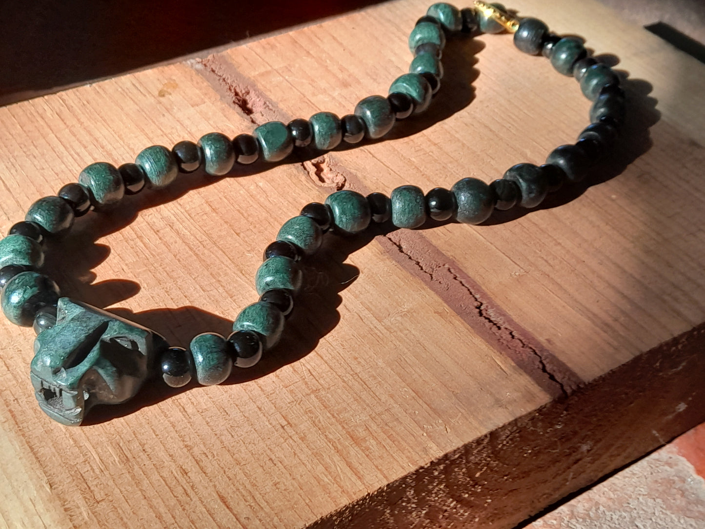 Jaguar Pendant Guatemalan jade beads necklace style, obsidian & serpentine stone - Mayan Jewelry, Mexican precolombian Culture