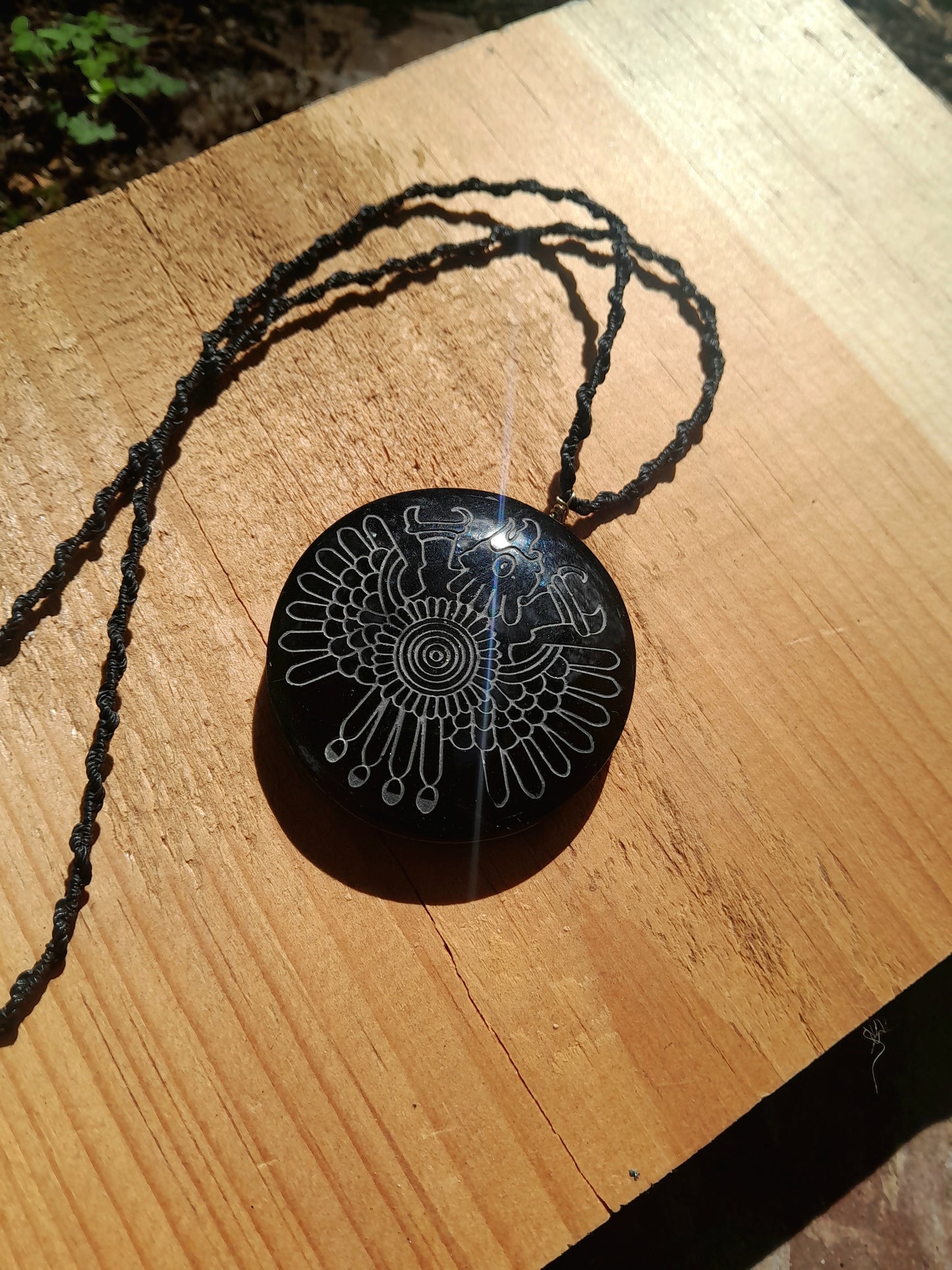 Aztec Eagle Anhänger, geschnitzt aus schwarzem Obsidian Stein mexikanischer Schmuckversorgungen